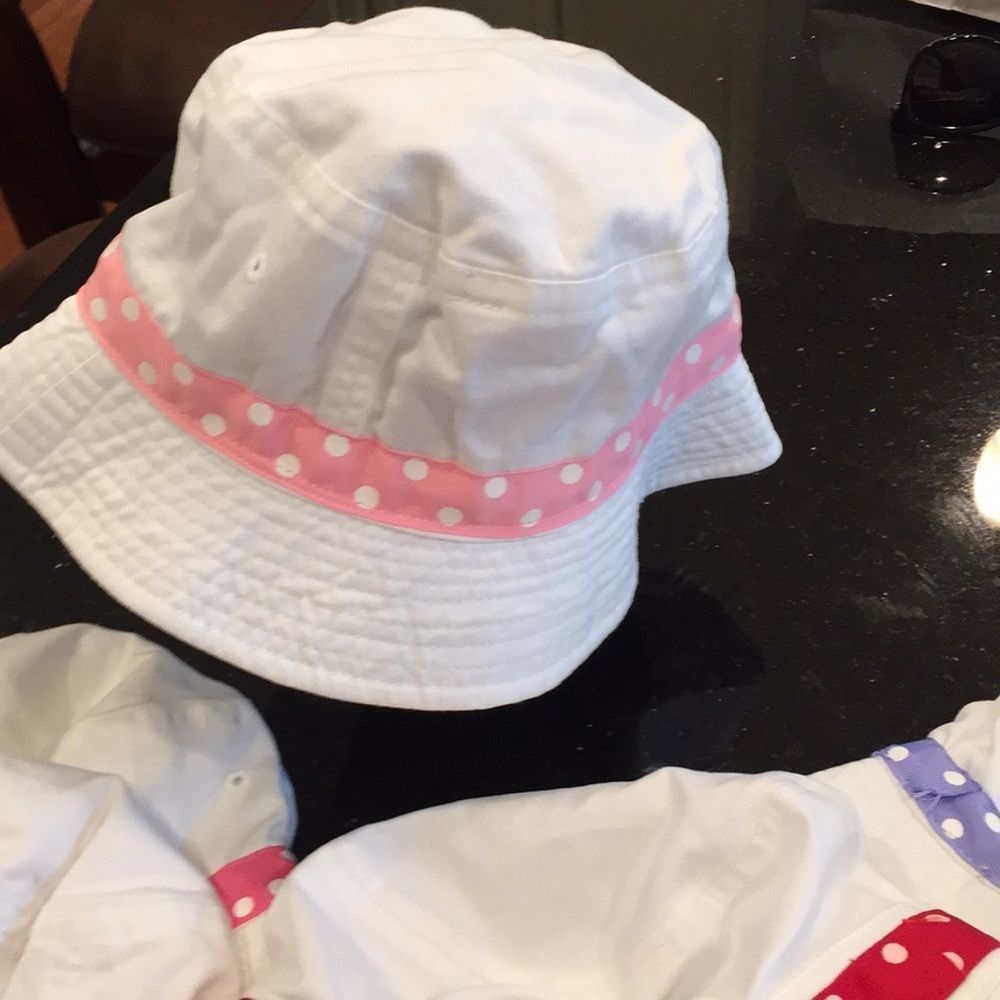 Toddler pink hat last one - Picture 5 of 8